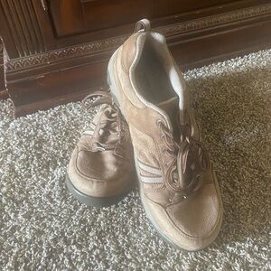 Teva Tan Sneakers Comfortable Walking Shoes